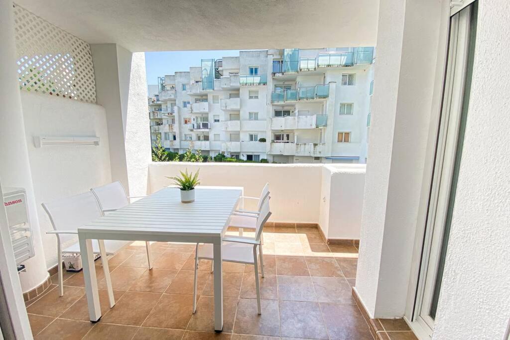 Blue Marina - Terraza, Piscina Y Wifi Gratis Leilighet Roses Eksteriør bilde